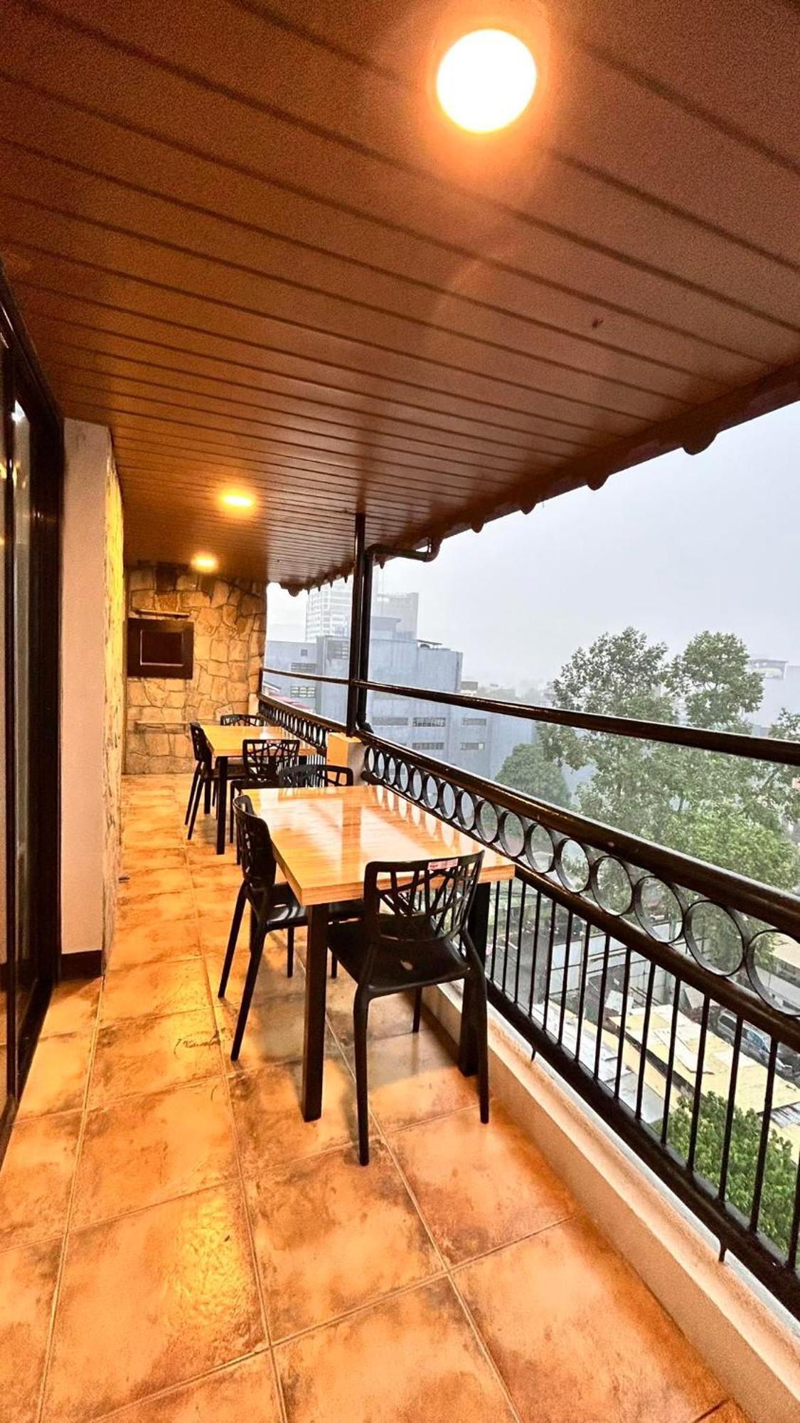Fuente Hotel De Cebu Eksteriør billede